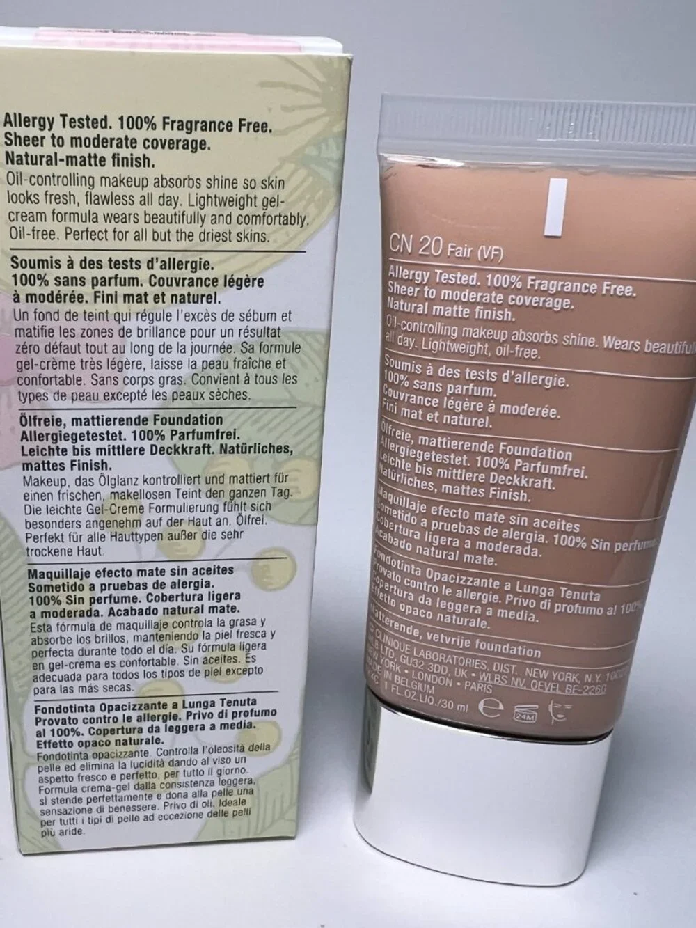 Clinique Shade CN 20 Fair Stay Matte Oil Free Makeup Foundation Full Size SEALED